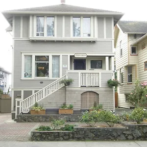 Bed & Breakfast Fisher House